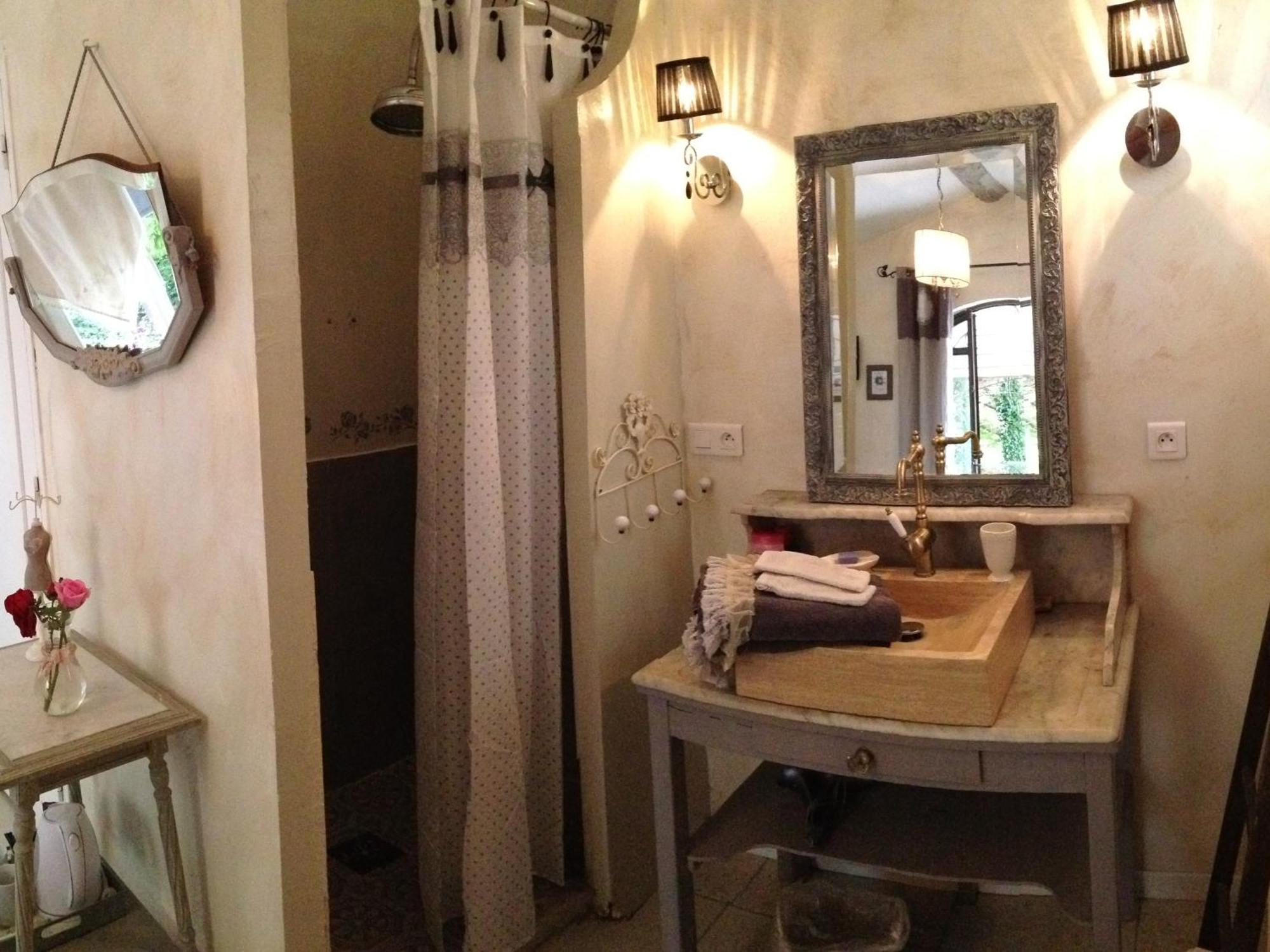 Le Moulin De Sonnailles Bed & Breakfast Cabries Room photo